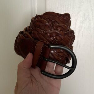 American Eagle Women’s Distressed Leather Braided Belt. Size L/XL.
